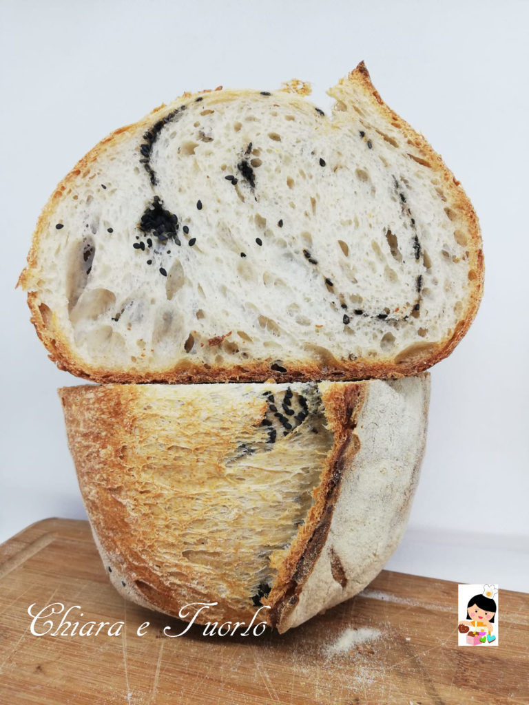 sezione pane con sesamo