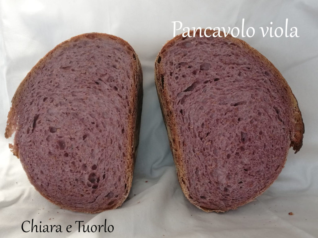 Pancavolo viola affettato, le due meta' affiancate