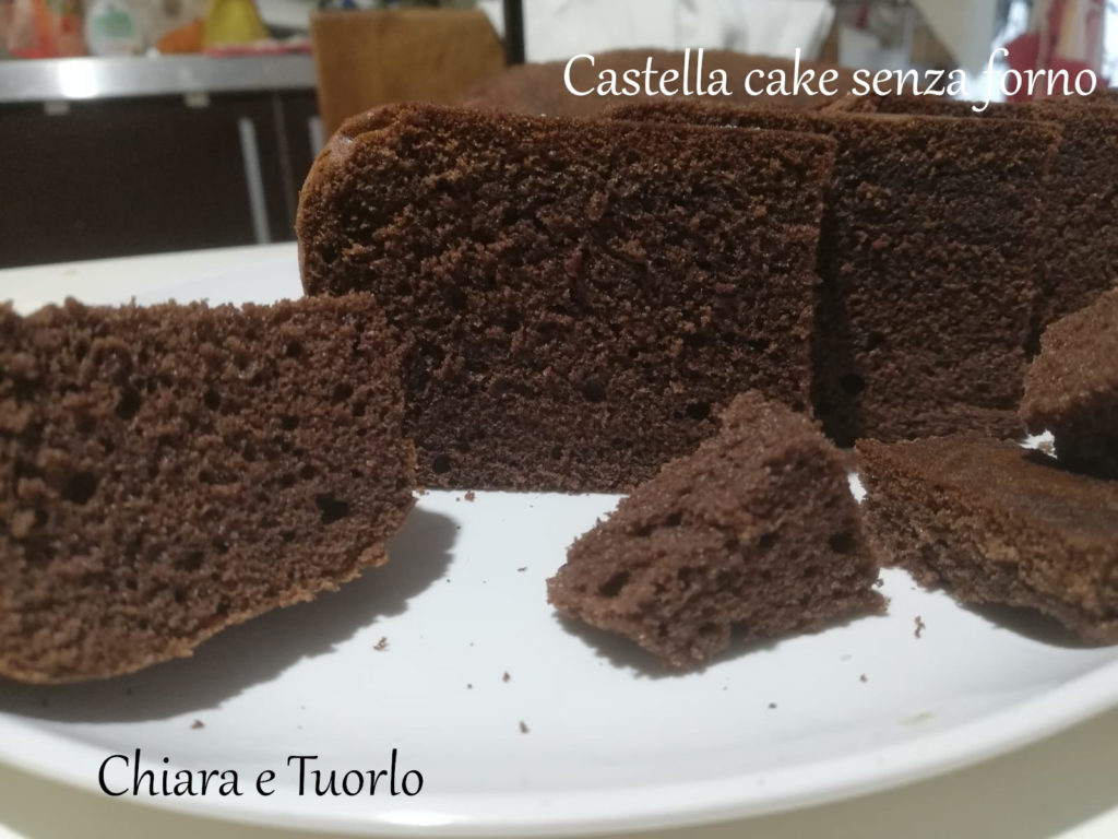 Castella cake senza forno, particolari delle fette