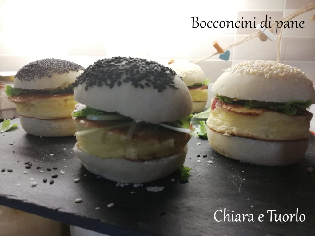 bocconcini di pane farciti