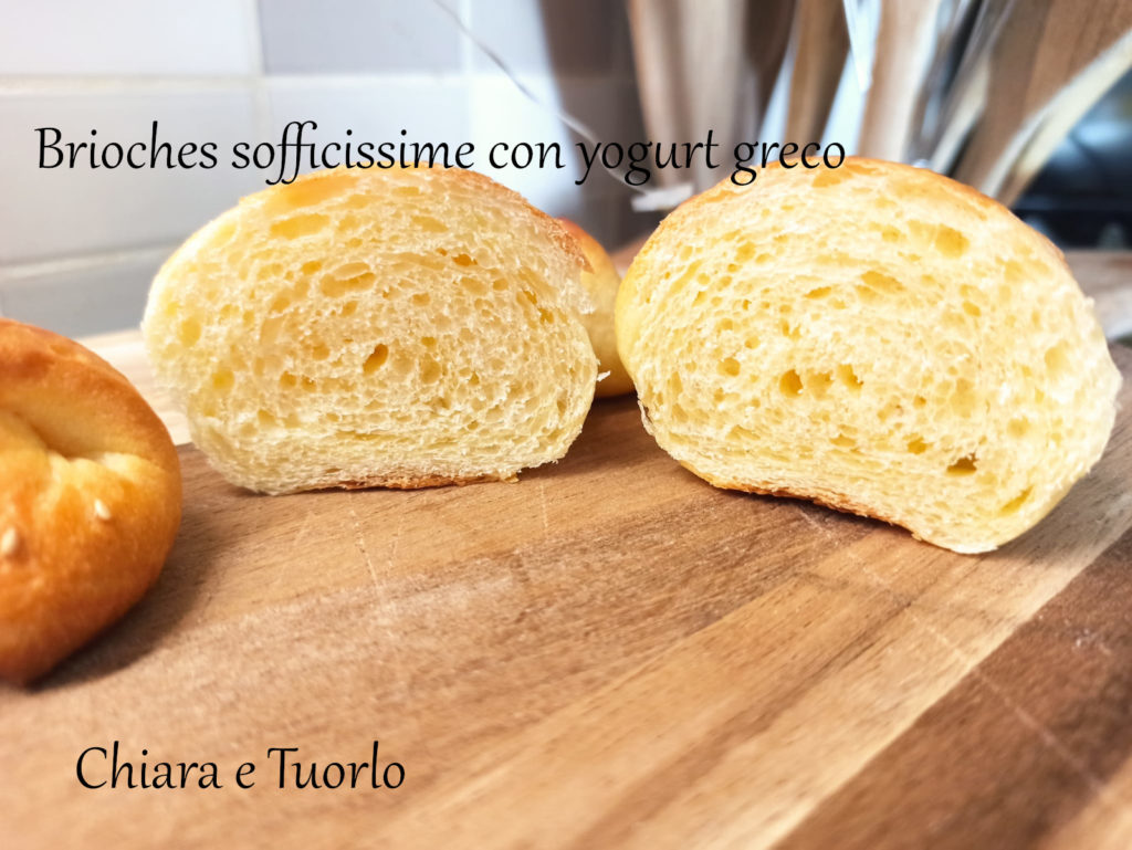 sezione delle Brioches sofficissime con yogurt in versione salata 