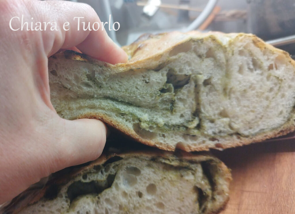 Focaccia morbidissima se schiacciata con le mani